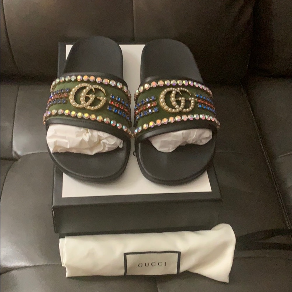 Gucci velvet slide sandals with crystals